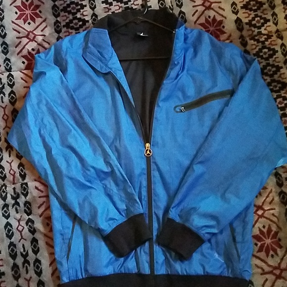 Other - Air Jordan wind breaker warmup jacket